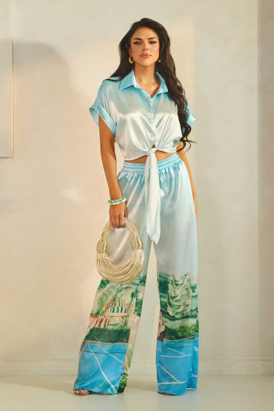Satin Printed Short Sleeve Button-down With A Fron